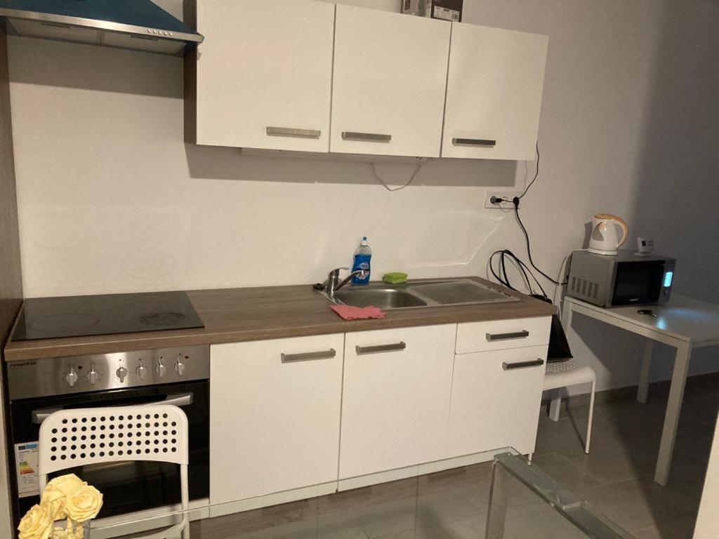 Downtown Modern 3 Bedrroom+ Living Room Apartment Wesselenyi 1.3 Szombathely Extérieur photo