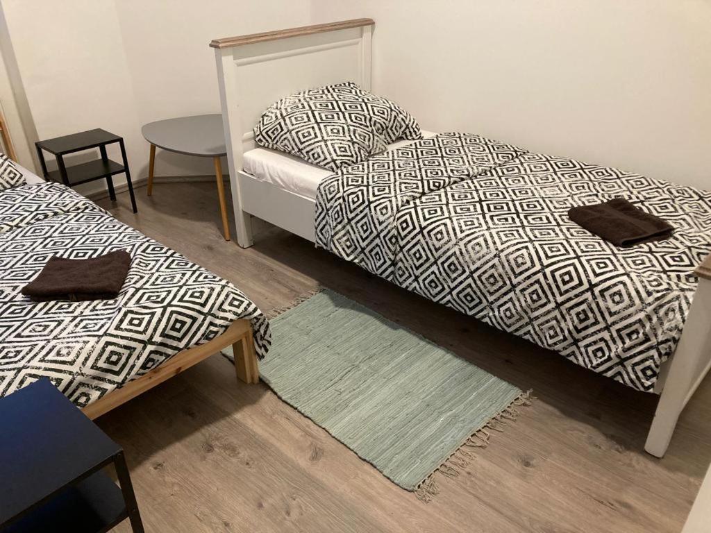Downtown Modern 3 Bedrroom+ Living Room Apartment Wesselenyi 1.3 Szombathely Extérieur photo